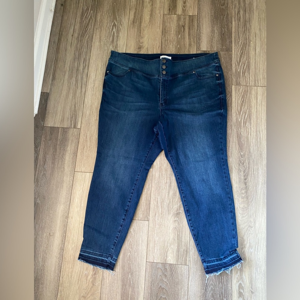 Lane Bryant High Rise Jegging NWOT